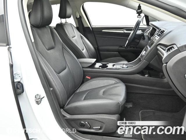Ford Mondeo 2020 thumb 8