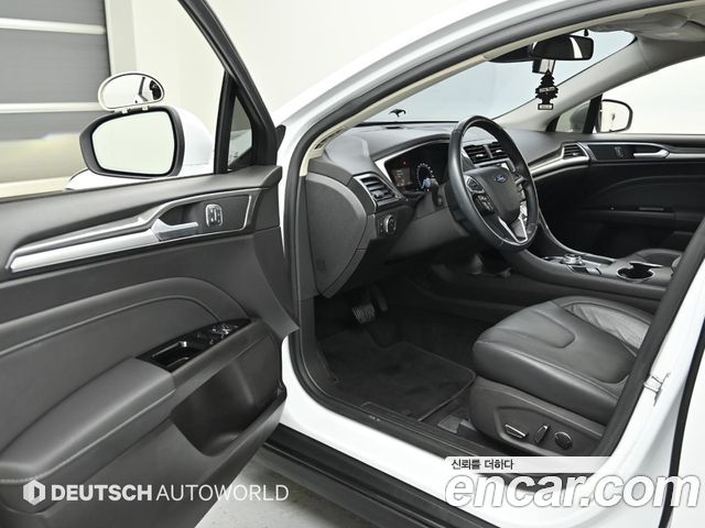 Ford Mondeo 2020 thumb 5