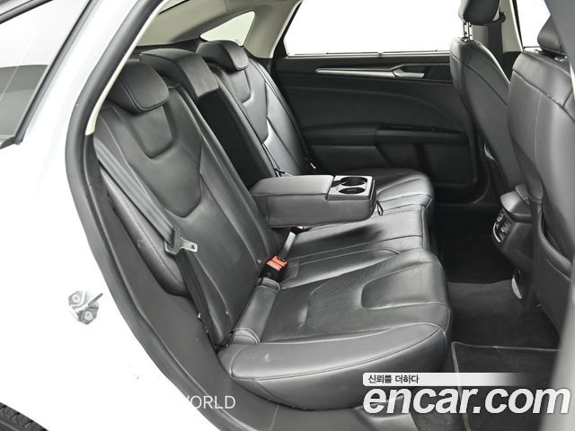Ford Mondeo 2020 thumb 12