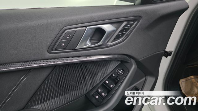 BMW 1 серии 2024 thumb 11