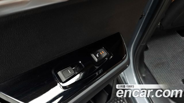 SsangYong Torres 2023 thumb 7