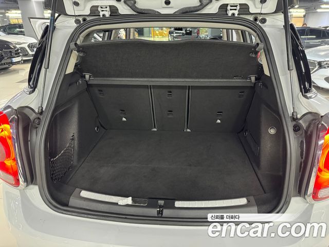 Mini Countryman 2019 thumb 11