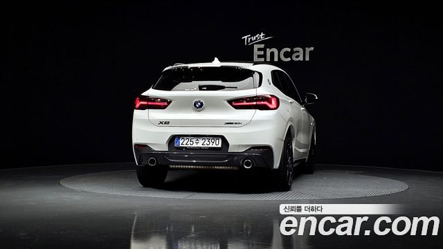 BMW X2 2023 thumb 2