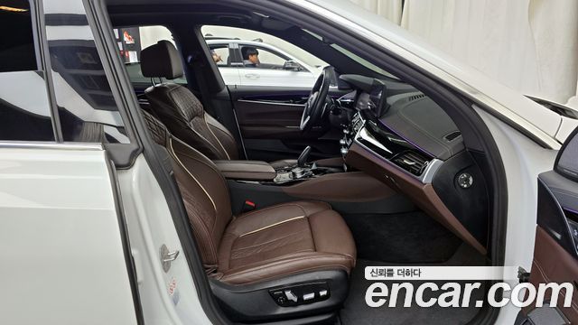 BMW 3 серии GT 2022 thumb 9