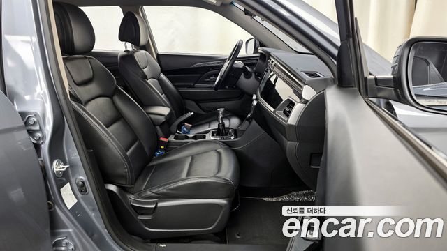 SsangYong Korando 2020 thumb 2
