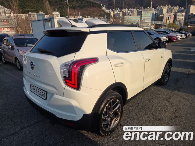 SsangYong Tivoli 2021 thumb 7
