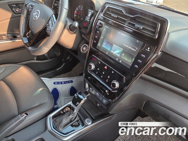 SsangYong Tivoli 2021 thumb 12