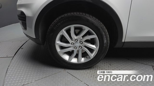 Land Rover Discovery Sport 2019 thumb 6
