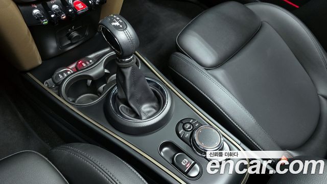 Mini Countryman 2019 thumb 4