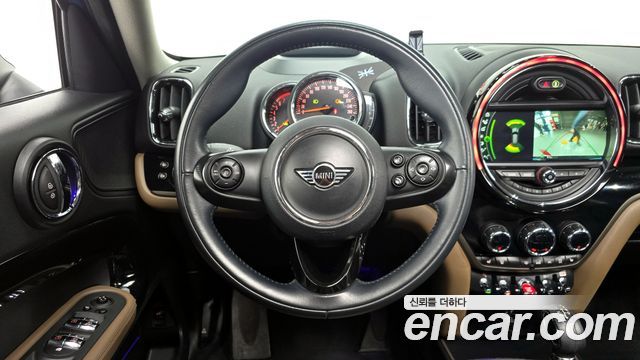 Mini Countryman 2019 thumb 8