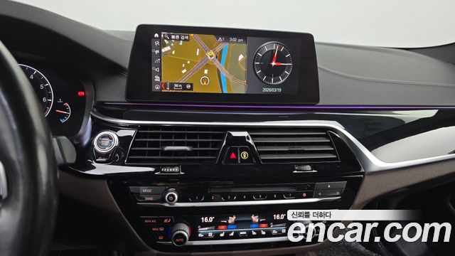 BMW 5 серии 2019 thumb 9