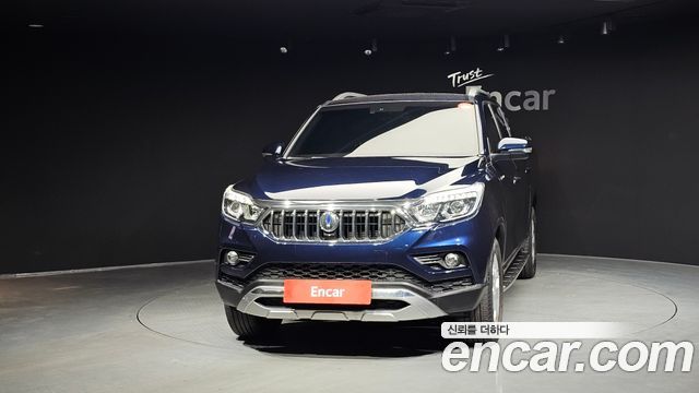 SsangYong Rexton 2019 thumb 2