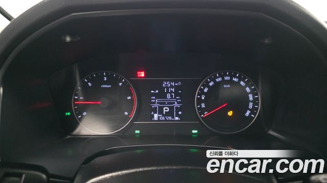 SsangYong Rexton 2019 thumb 8