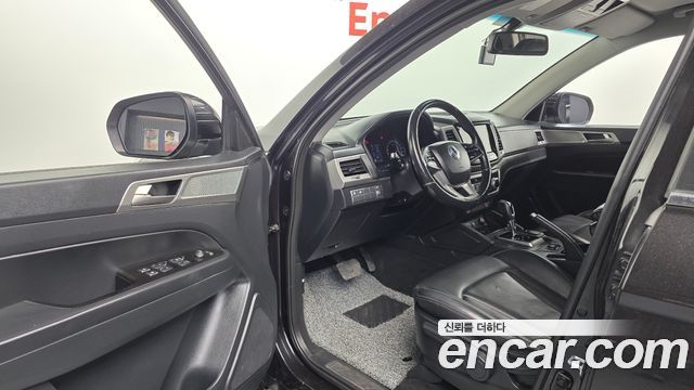 SsangYong Rexton 2019 thumb 7