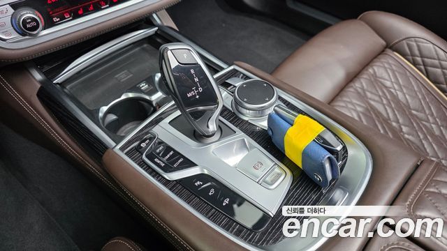 BMW 7 серии 2021 thumb 10