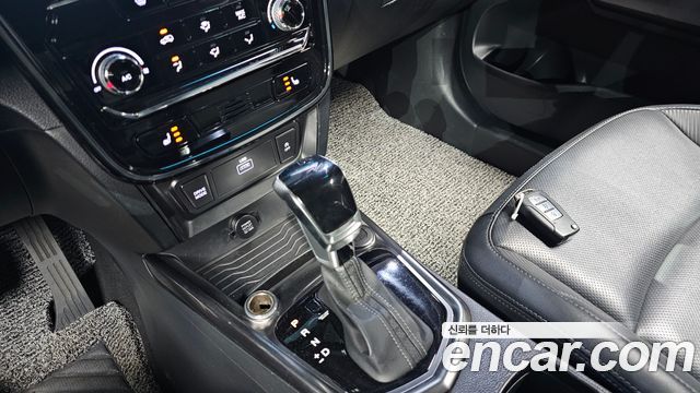 SsangYong Tivoli 2019 thumb 4