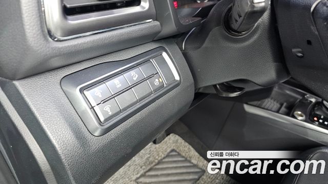 SsangYong Tivoli 2019 thumb 12