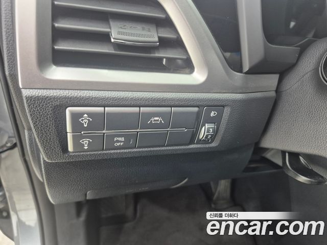 SsangYong Korando 2019 thumb 5