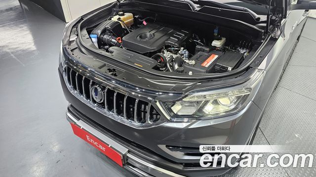 SsangYong Rexton 2019 thumb 11