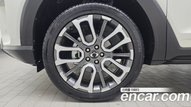 SsangYong Torres 2024 thumb 11
