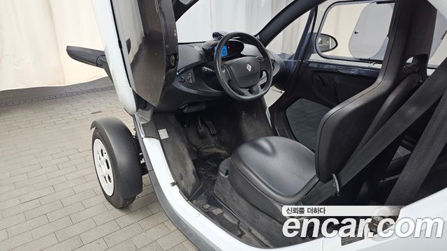 Renault Korea Twizy 2020 thumb 2