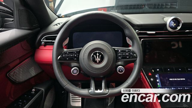 Maserati Grecale 2023 thumb 12