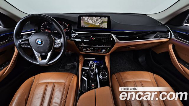 BMW 5 серии 2019 thumb 9