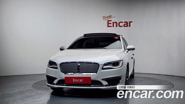 Lincoln MKZ 2020 thumb 2