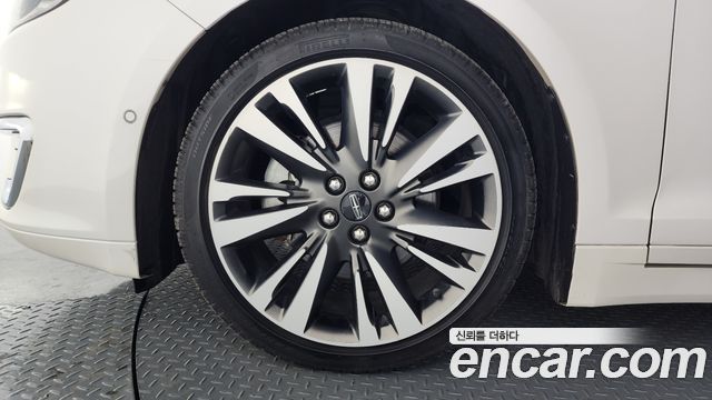 Lincoln MKZ 2020 thumb 3