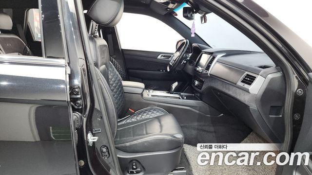 SsangYong Rexton 2020 thumb 4