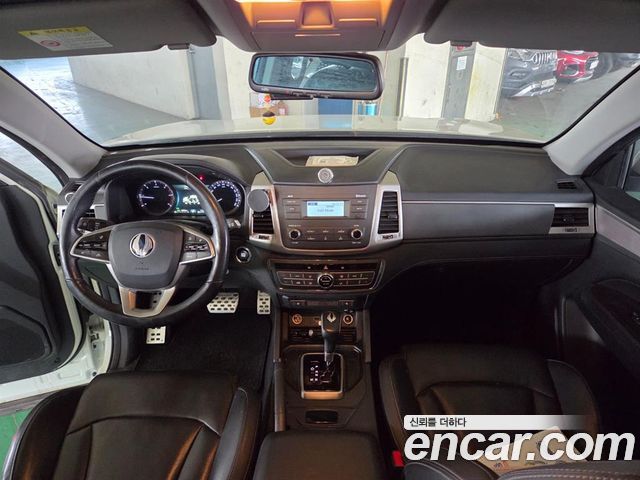 SsangYong Rexton 2019 thumb 3