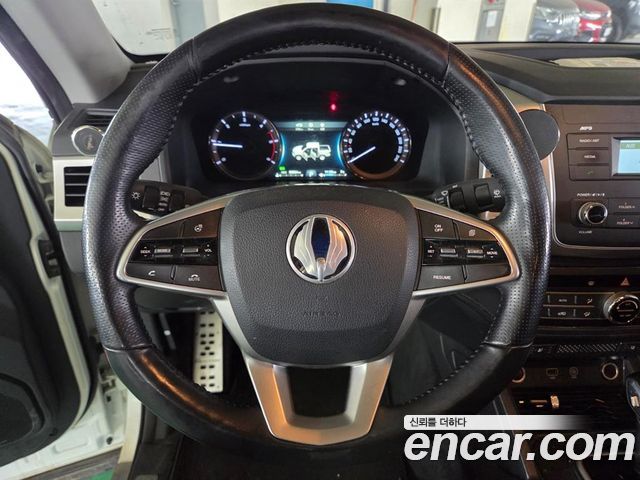 SsangYong Rexton 2019 thumb 5