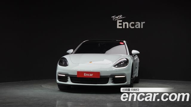 Porsche Panamera 2020 thumb 4