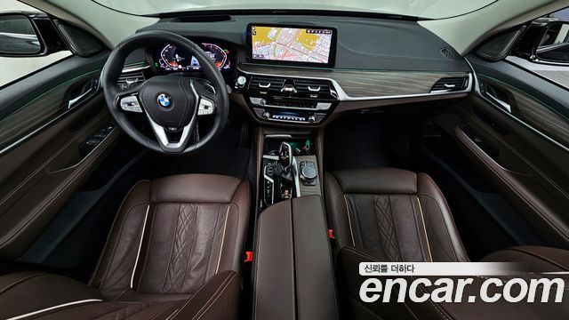 BMW 3 серии GT 2023 thumb 10
