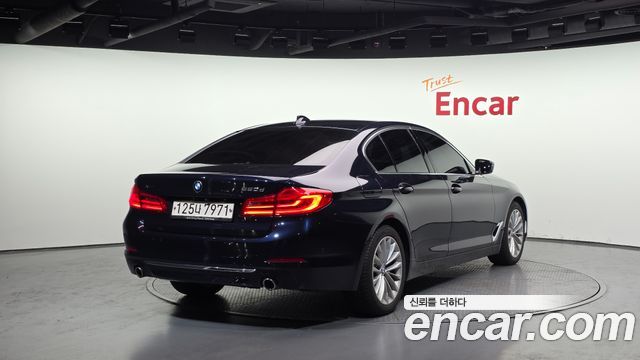 BMW 5 серии 2020 thumb 6