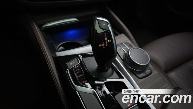 BMW 5 серии 2020 thumb 9