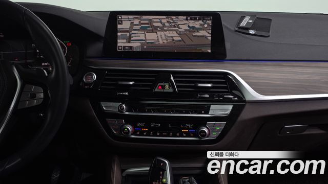 BMW 5 серии 2020 thumb 5
