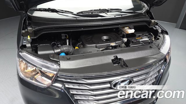 Hyundai Starex 2021 thumb 8