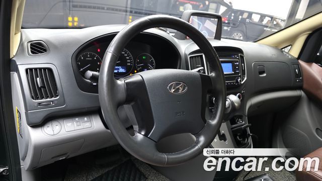 Hyundai Starex 2021 thumb 12