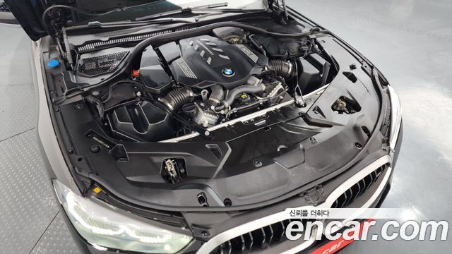 BMW 8 серии 2022 thumb 5