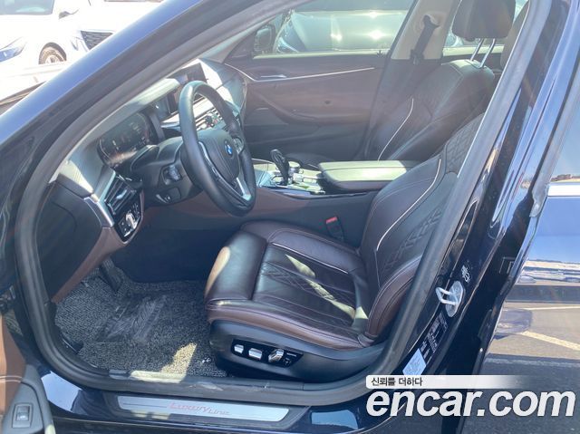 BMW 5 серии 2020 thumb 9