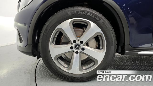 Mercedes-Benz GLC 2019 thumb 11