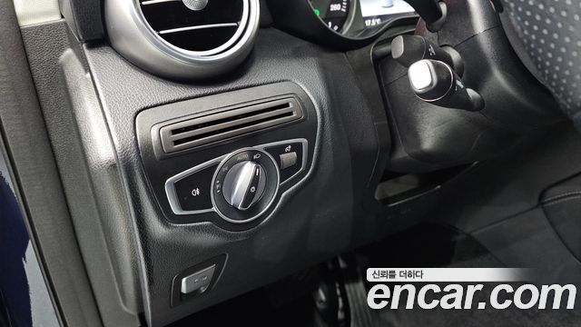 Mercedes-Benz GLC 2019 thumb 5