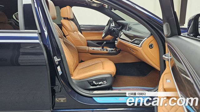BMW 7 серии 2020 thumb 12