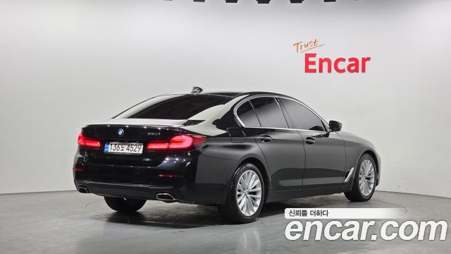 BMW 5 серии 2021 thumb 11