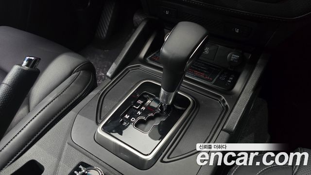 SsangYong Rexton 2024 thumb 10