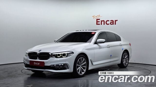 BMW 5 серии 2019 thumb 2
