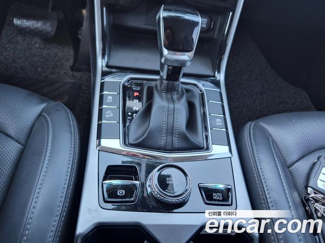 SsangYong Korando 2019 thumb 12