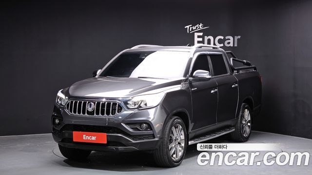 SsangYong Rexton 2019 thumb 2