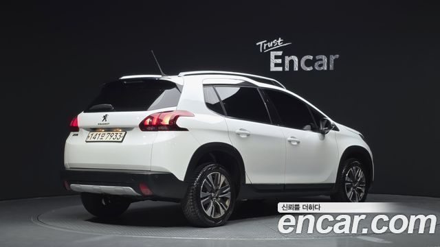 Peugeot 2008 2019 thumb 7